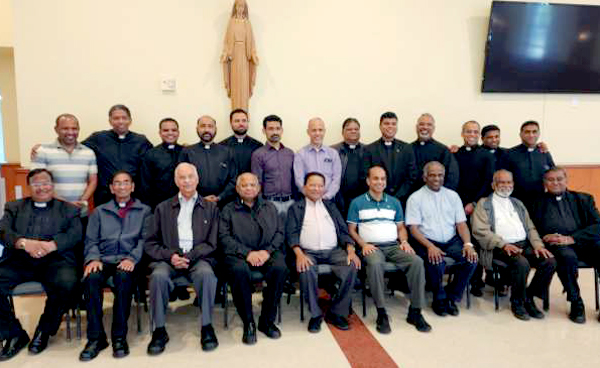 indianPriests031124-600x368